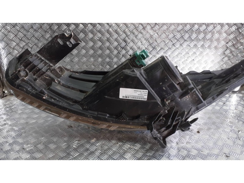 Recambio de faro derecho para renault zoe referencia OEM IAM 260108268R  3+5 PINES
