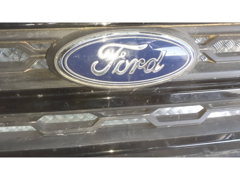 Recambio de rejilla paragolpes delantero para ford ecosport (cr6) referencia OEM IAM GN1519A688JA  GN1517B968EW