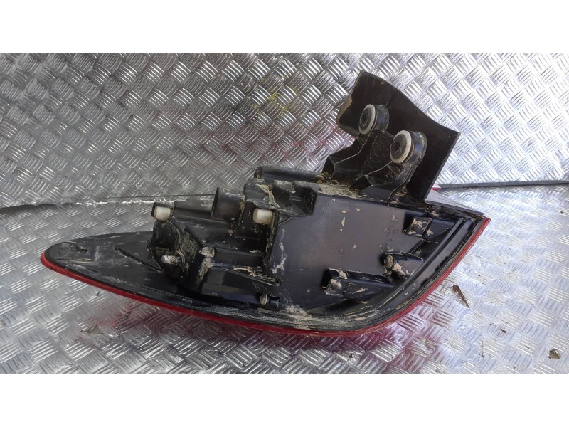 Recambio de piloto trasero derecho para seat leon (kl1) referencia OEM IAM 5FA945208C  