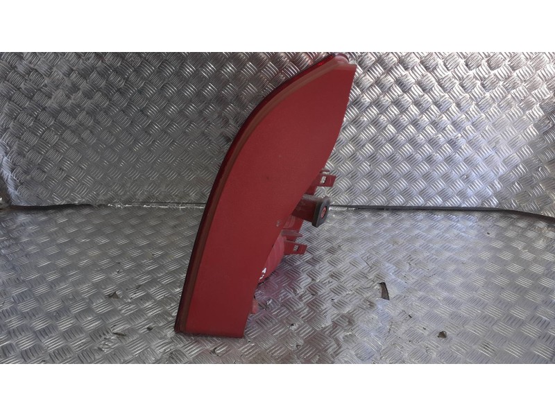 Recambio de piloto trasero izquierdo para renault clio ii fase ii (b/cb0) referencia OEM IAM  SIN PORTALAMPARAS 