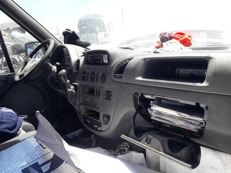 Recambio de faro antiniebla derecho para peugeot 407 referencia OEM IAM 42160999900  2 PINES