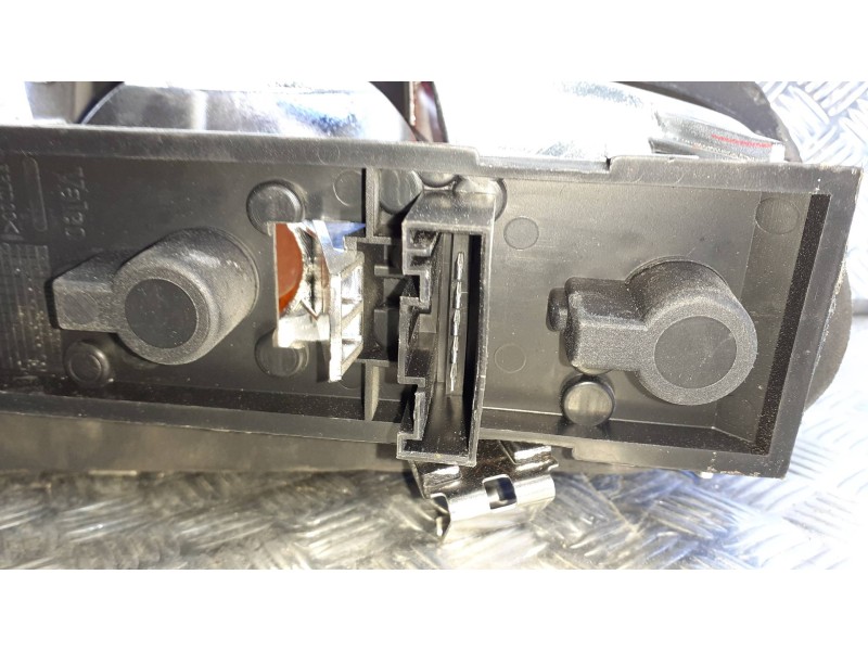 Recambio de piloto trasero izquierdo para bmw mini (r50,r53) cooper referencia OEM IAM 8821902LUE  5 PINES