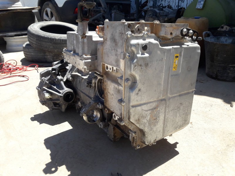 Recambio de motor completo para renault zoe referencia OEM IAM   