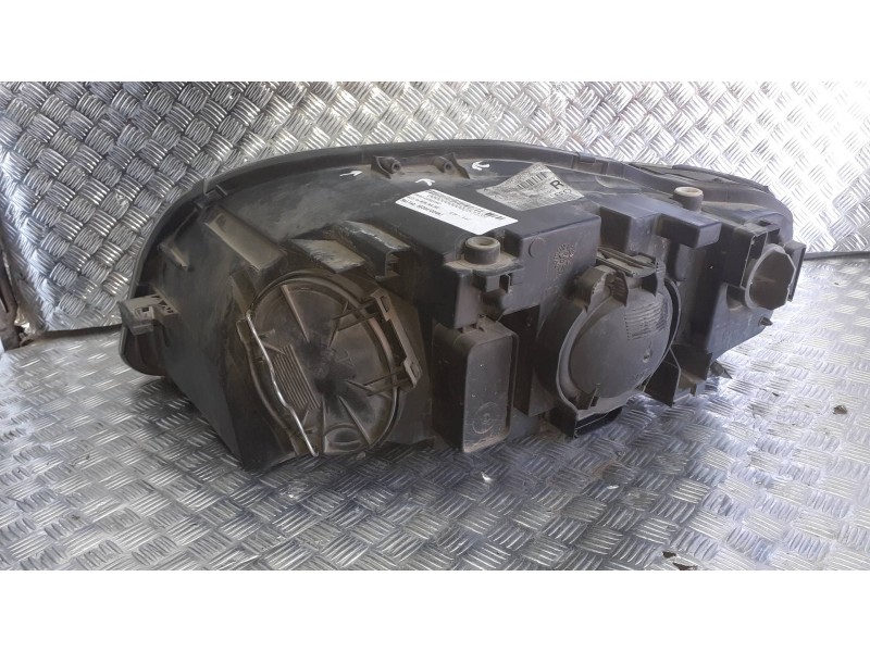 Recambio de faro derecho para audi a4 berlina (8e) referencia OEM IAM 8E0941004AJ  9 PINES