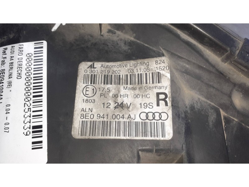 Recambio de faro derecho para audi a4 berlina (8e) referencia OEM IAM 8E0941004AJ  9 PINES