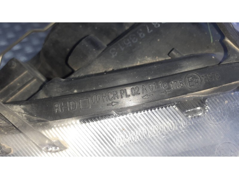 Recambio de faro izquierdo para citroen c3 referencia OEM IAM 00HCRPL02A01  8 PINES