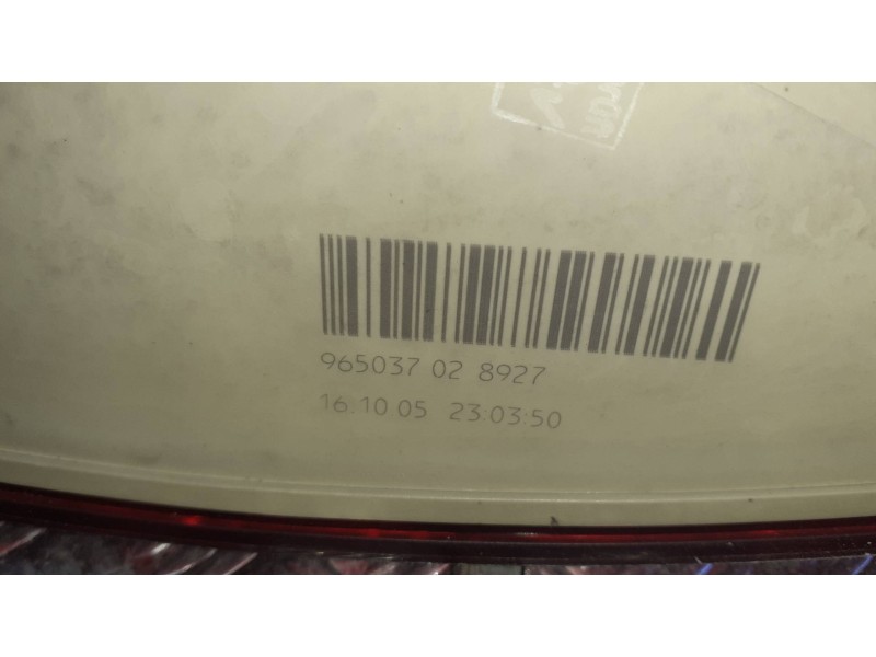 Recambio de piloto trasero derecho para audi a4 berlina (8e) referencia OEM IAM 96503702  5 PINES