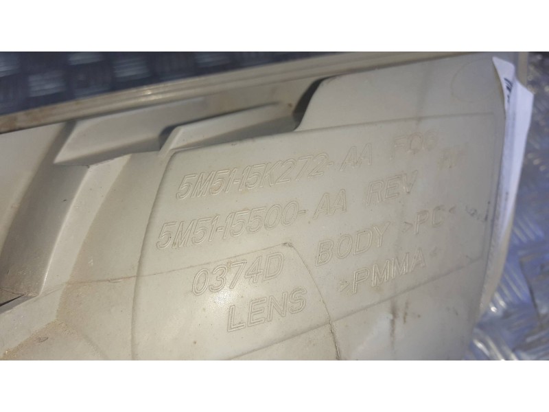 Recambio de piloto trasero derecho paragolpes para ford focus berlina (cap) referencia OEM IAM 5M5115500AA  2 PINES