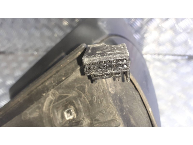 Recambio de retrovisor derecho para volkswagen sharan (7n1) referencia OEM IAM 7N1857502F  ELECTRICO