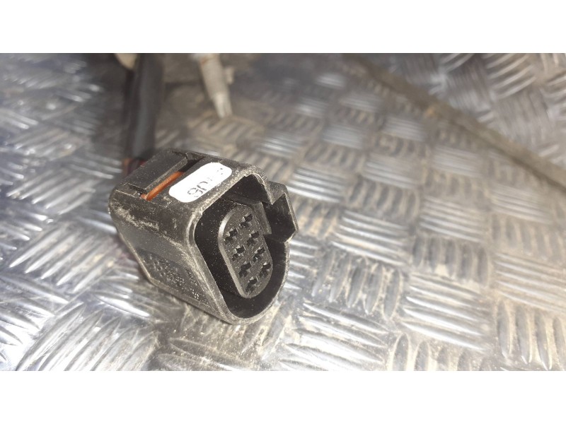 Recambio de retrovisor derecho para seat leon (1p1) referencia OEM IAM E1010652  ELECTRICO