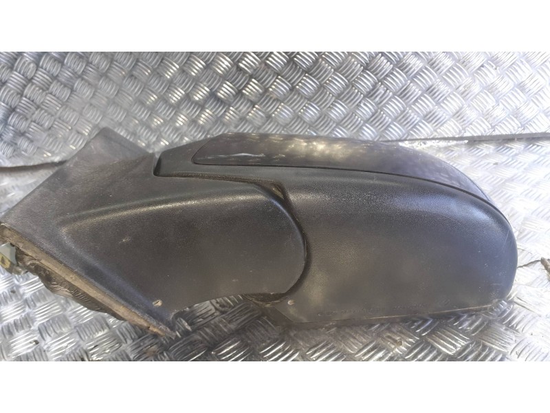 Recambio de retrovisor izquierdo para ford focus berlina (cap) referencia OEM IAM 212876099  ELECTRICO