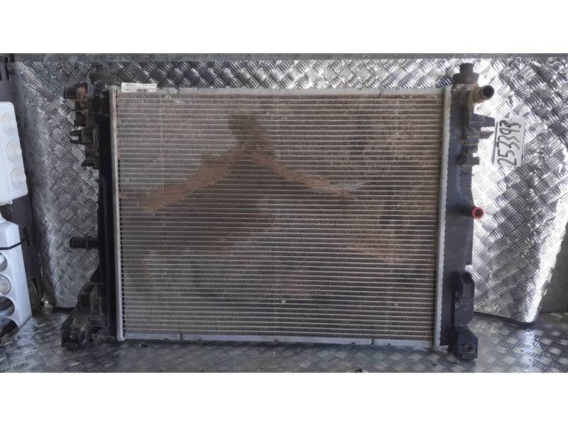 Recambio de radiador aceite para renault zoe referencia OEM IAM 8A7560400  