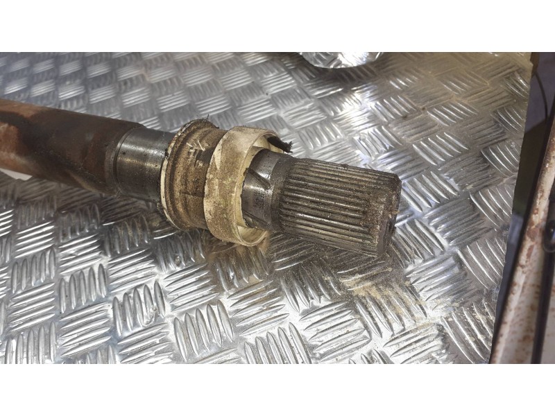 Recambio de transmision delantera derecha para opel vivaro furgón/combi (07.2006 =>) referencia OEM IAM 8200452268  