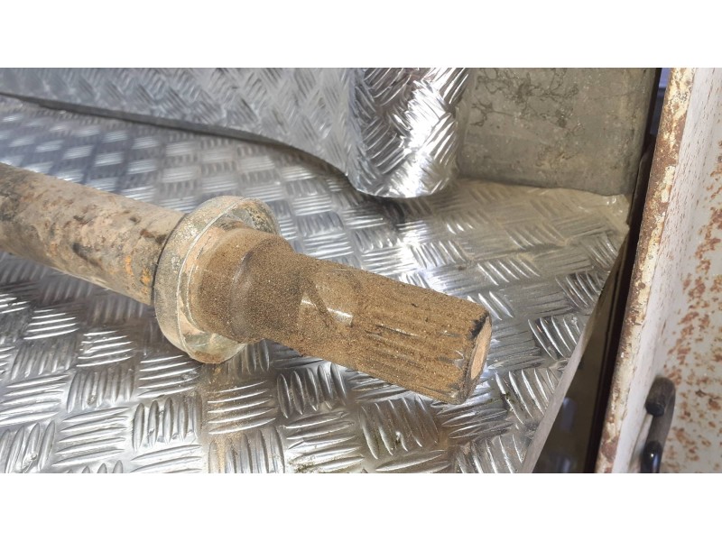 Recambio de transmision delantera derecha para renault zoe referencia OEM IAM 391008720R  