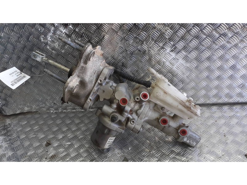Recambio de servofreno para renault zoe referencia OEM IAM 460115213R  4 PINES