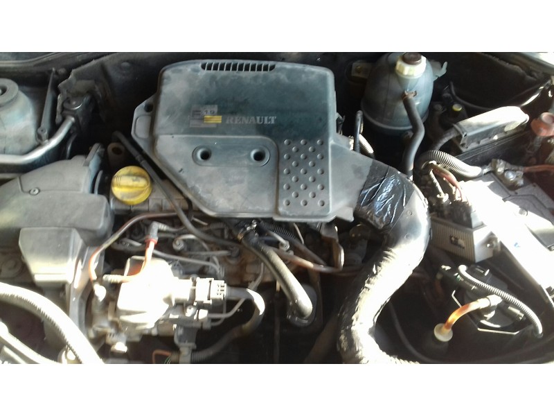 renault clio ii fase i (b/cbo) del año 2000