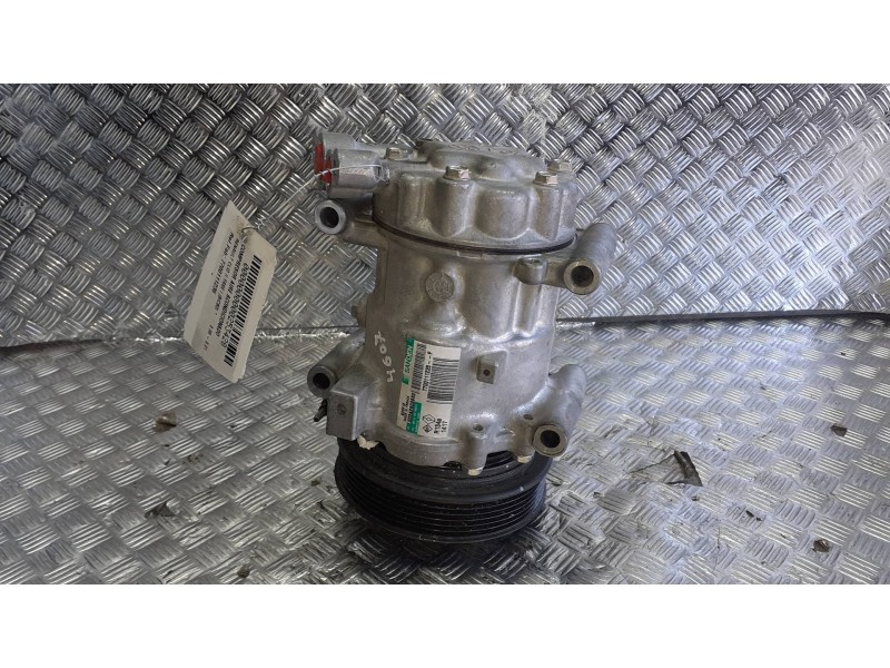 Recambio de compresor aire acondicionado para renault clio ii fase i (b/cbo) referencia OEM IAM 7700111235  