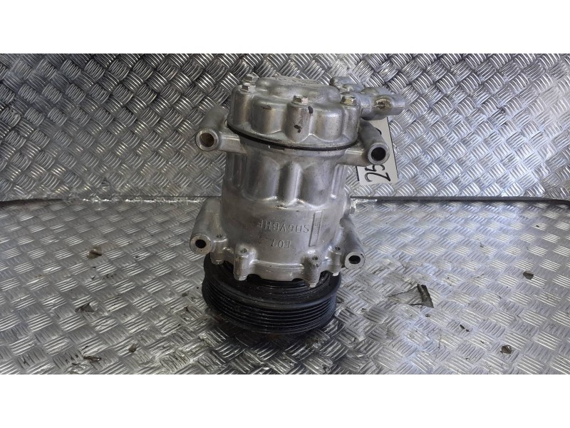 Recambio de compresor aire acondicionado para renault clio ii fase i (b/cbo) referencia OEM IAM 7700111235  
