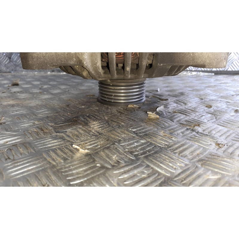 Recambio de alternador para citroen xsara picasso 2.0 hdi sx referencia OEM IAM 9646477580 0124525034 150A