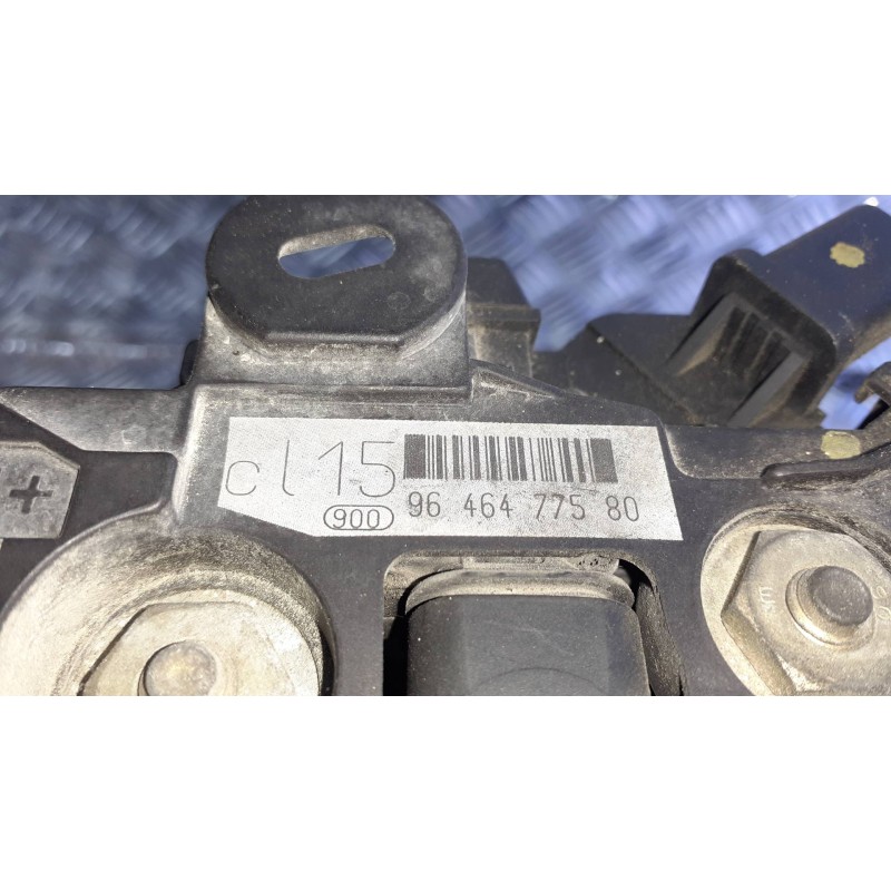 Recambio de alternador para citroen xsara picasso 2.0 hdi sx referencia OEM IAM 9646477580 0124525034 150A