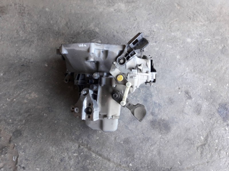 Recambio de caja cambios para citroen c-elysée referencia OEM IAM 20CR15  