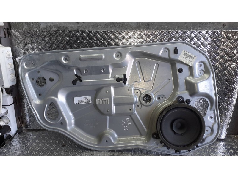 Recambio de elevalunas delantero izquierdo para volvo s40 berlina referencia OEM IAM 30753143  ELECTRICO