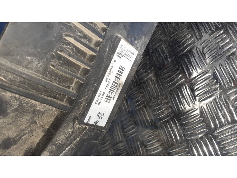 Recambio de electroventilador para citroen c-elysée referencia OEM IAM AD1264M143131  9673999980