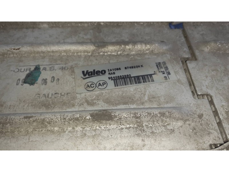 Recambio de intercooler para peugeot 407 referencia OEM IAM 9645682880  VALEO