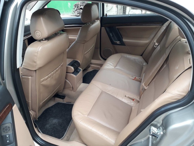 opel vectra c berlina del año 2003