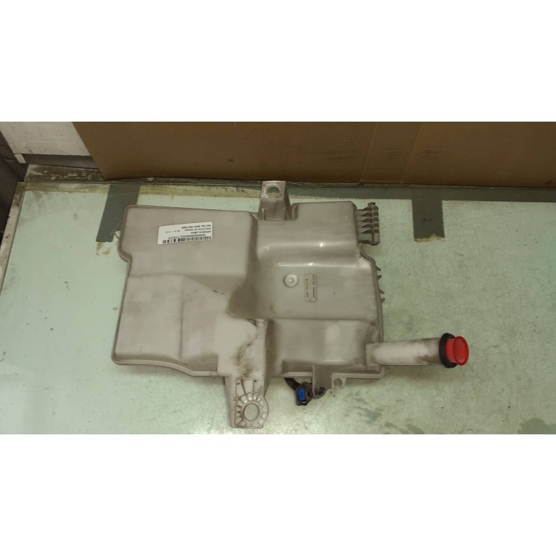 Recambio de deposito limpia para ford focus lim. business referencia OEM IAM BV6113K175EB BV6113K175A 