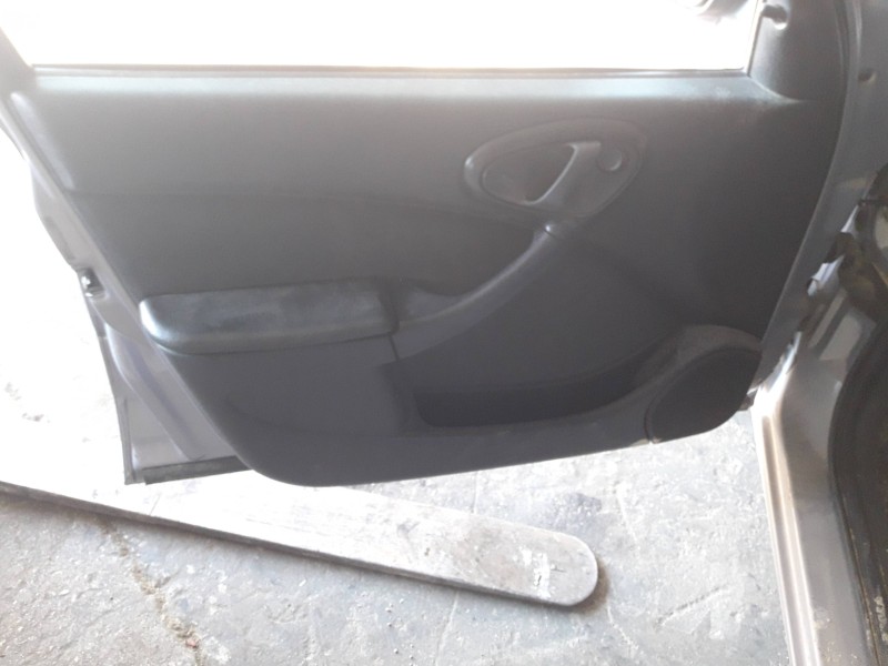 citroen xsara berlina del año 2002