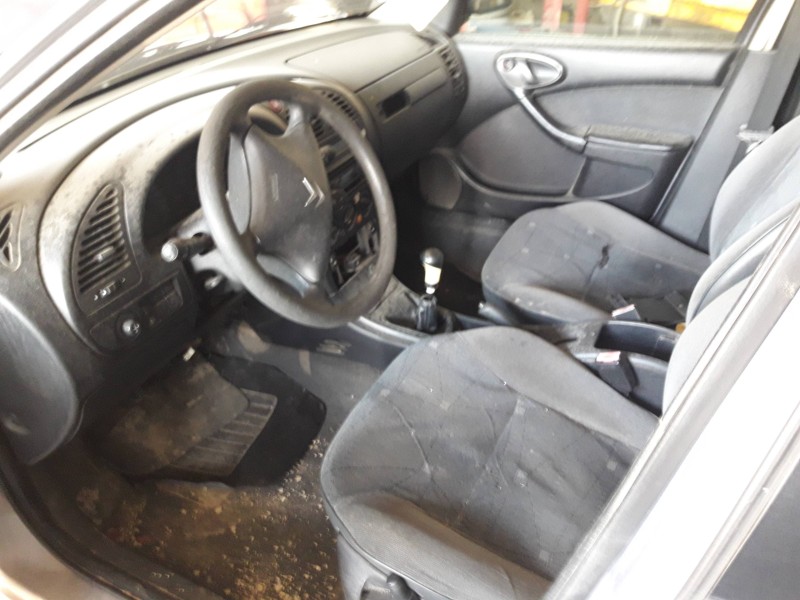 citroen xsara berlina del año 2002