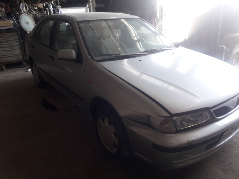 nissan almera (n15) del año 1999