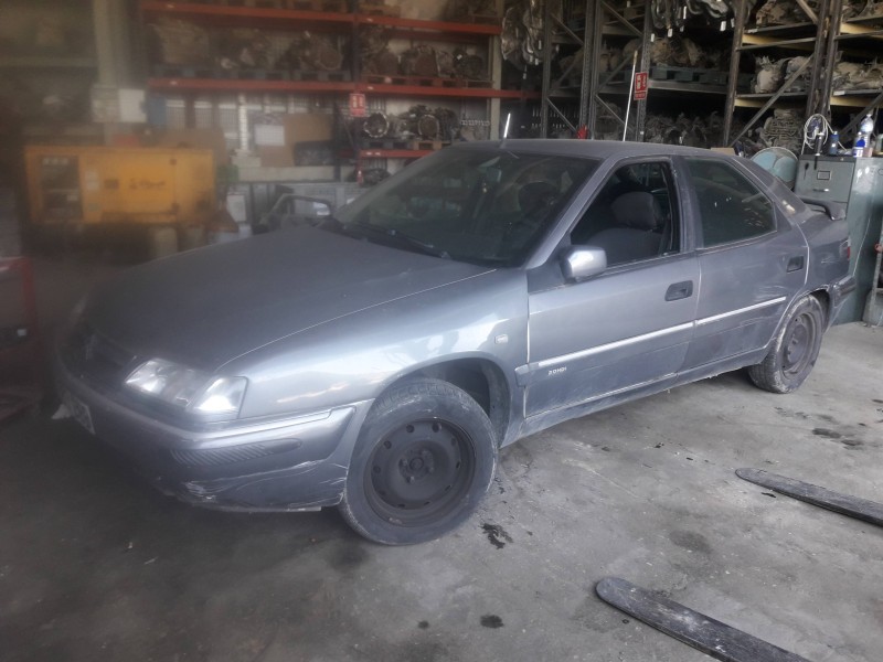citroen xantia berlina del año 2000