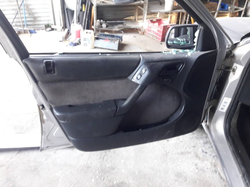 citroen xantia berlina del año 2000