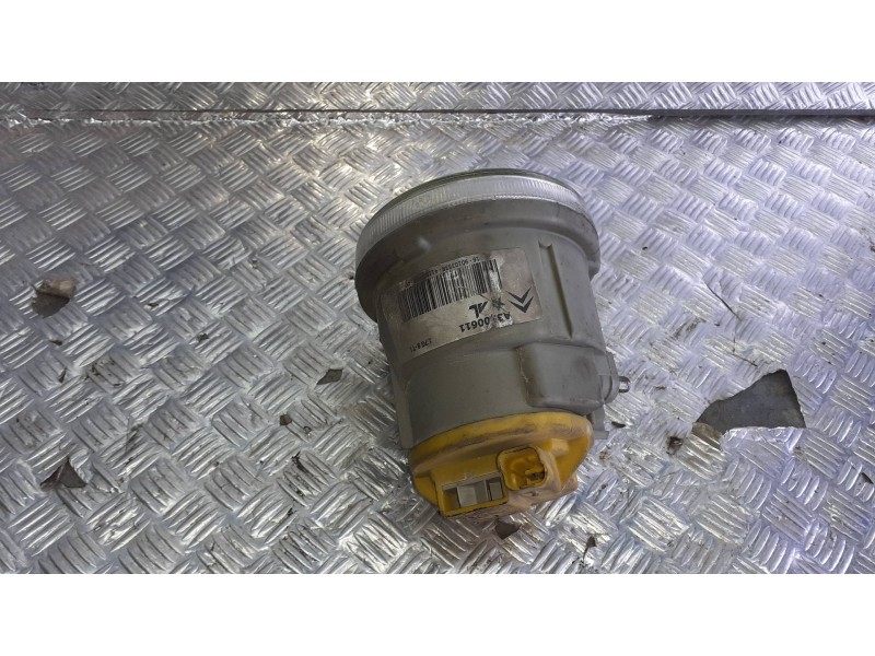 Recambio de faro antiniebla derecho para citroen jumpy referencia OEM IAM A3500611  2 PINES