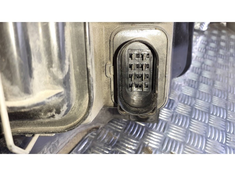 Recambio de faro izquierdo para seat leon (1m1) referencia OEM IAM   8 PINES