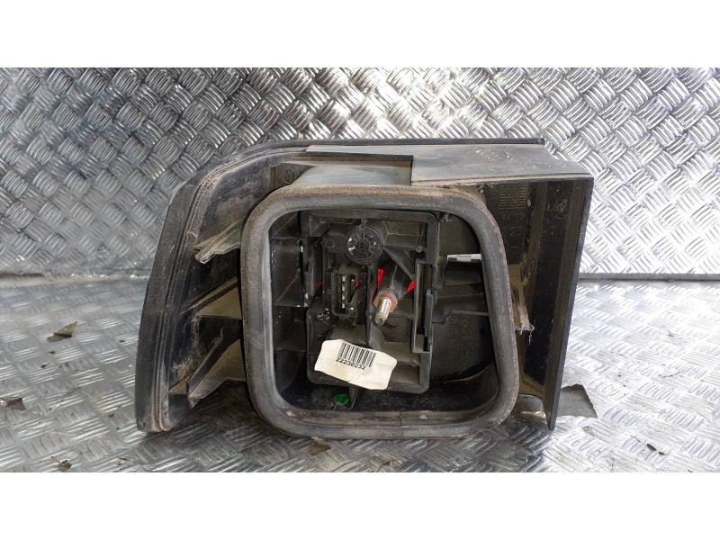 Recambio de piloto trasero derecho para citroen xantia berlina referencia OEM IAM 22230232  