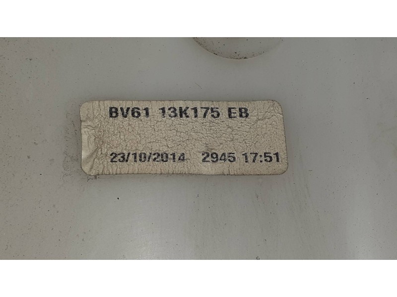 Recambio de deposito limpia para ford focus lim. business referencia OEM IAM BV6113K175EB BV6113K175A 