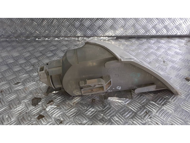 Recambio de piloto delantero izquierdo para citroen xantia berlina referencia OEM IAM   2 PINES