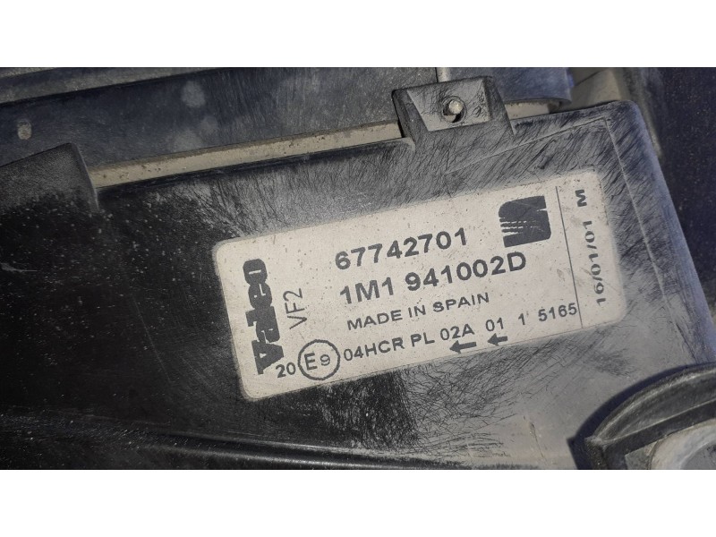 Recambio de faro derecho para seat leon (1m1) referencia OEM IAM 1M1941002D  7 PINES