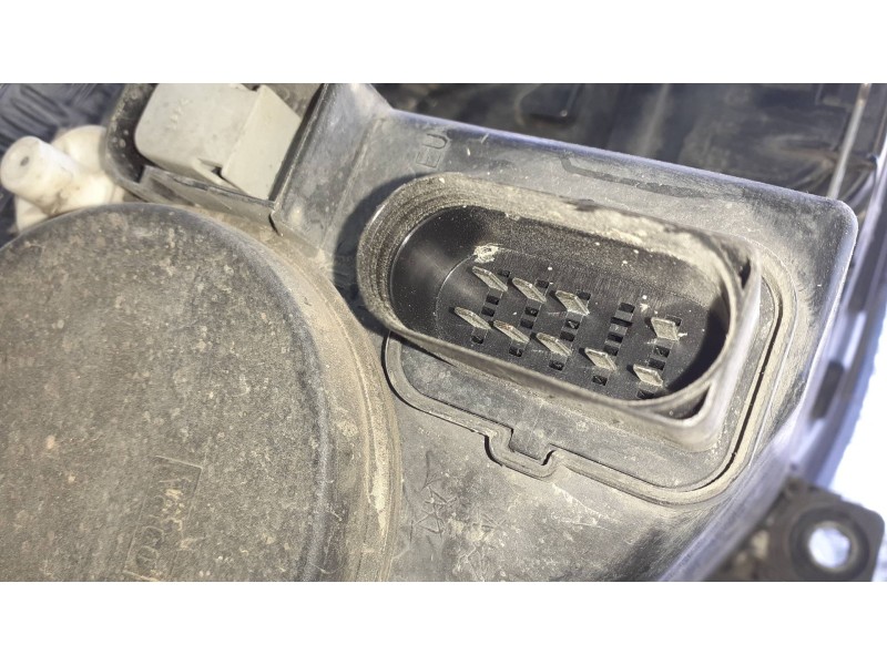 Recambio de faro izquierdo para seat leon (1p1) referencia OEM IAM 5P1941029B  9 PINES