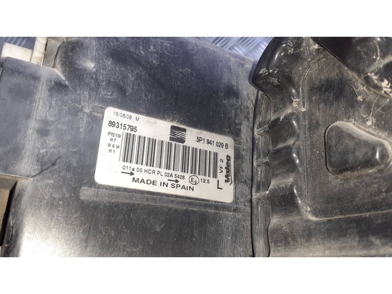 Recambio de faro izquierdo para seat leon (1p1) referencia OEM IAM 5P1941029B  9 PINES