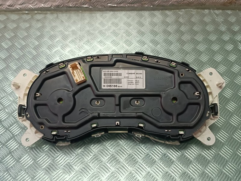 Recambio de cuadro instrumentos para citroen c-elysée referencia OEM IAM 980961668000 2160140 JOHNSON CONTROLS