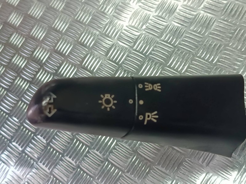 Recambio de mando multifuncion para volkswagen lt caja cerrada / combi (mod. 1997) referencia OEM IAM 0015404645  