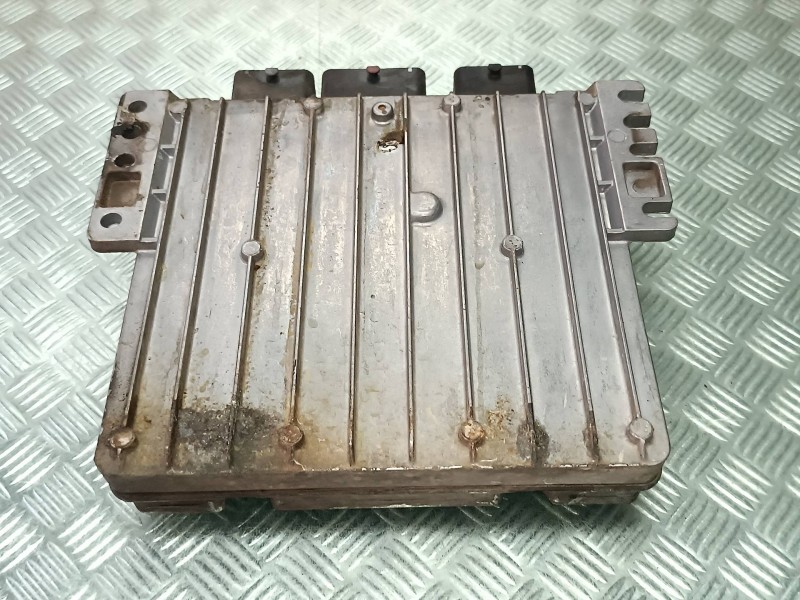 Recambio de centralita motor uce para citroen xsara berlina referencia OEM IAM 5WS40023ET  