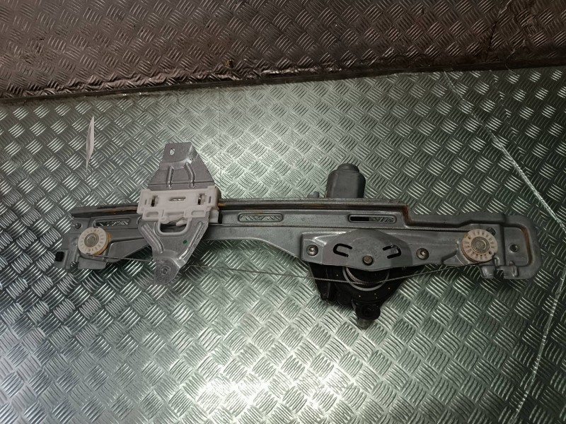 Recambio de elevalunas trasero izquierdo para citroen c-elysée referencia OEM IAM 9674437380 430100E0 ELECTRICO