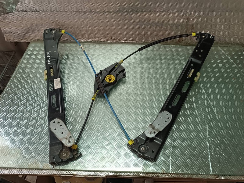 Recambio de elevalunas delantero derecho para volkswagen sharan (7n1) referencia OEM IAM 7N0837462D  ELECTRICO