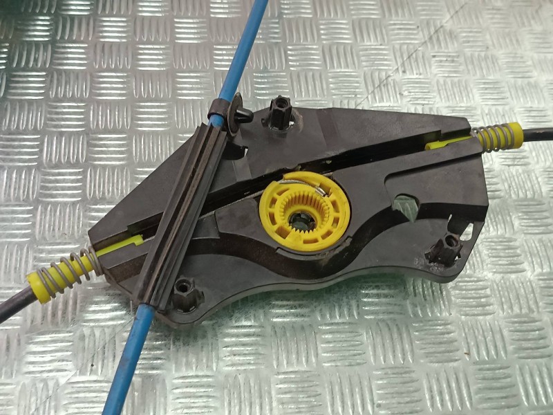 Recambio de elevalunas delantero derecho para volkswagen sharan (7n1) referencia OEM IAM 7N0837462D  ELECTRICO