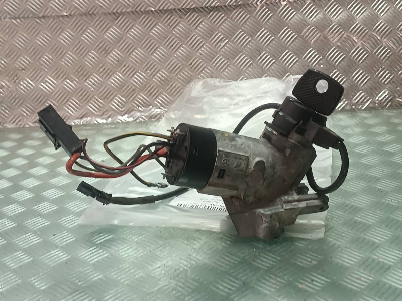 Recambio de conmutador de arranque para mercedes-benz sprinter 02.00  caja cerrada referencia OEM IAM A0005458108  